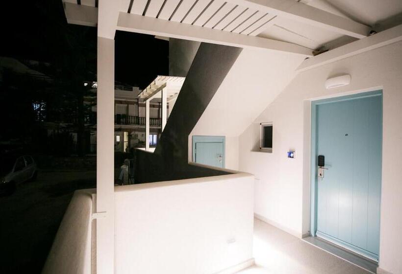 استودیوی لوکس, Sunrise Village Hotel Apartments