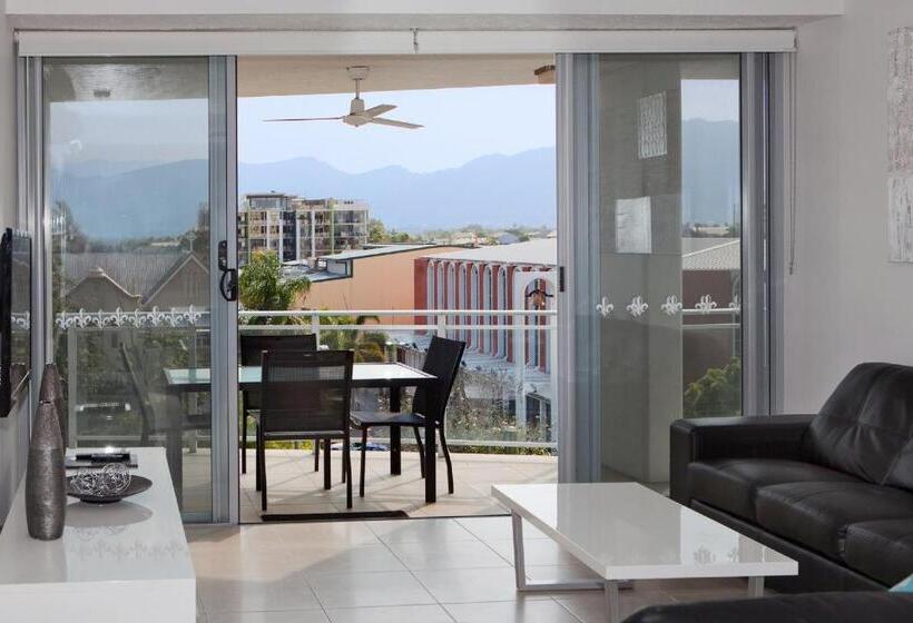 דירת חדר, Vision Apartments