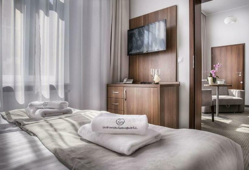 Апартаменты 1 Спальня, Admirał I