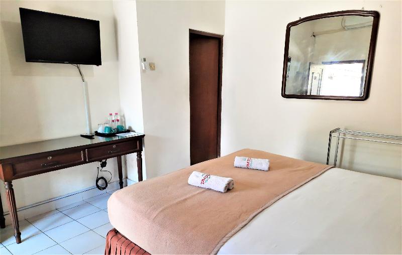 スーペリアールーム, Perdana