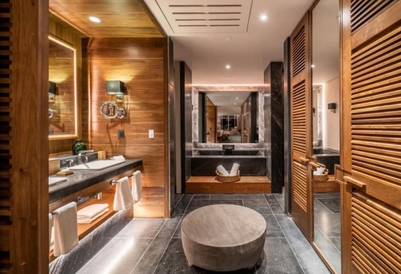 带大床的套房, Impression Moxché by Secrets - Adults Only