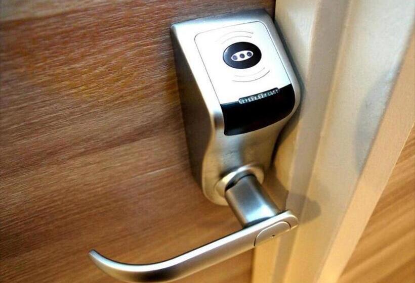 اتاق سوپریور با تخت بزرگ, Villa