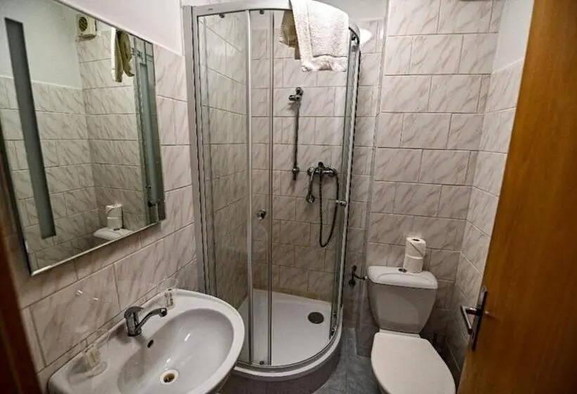 Camera Standard, Aparthotel Faust