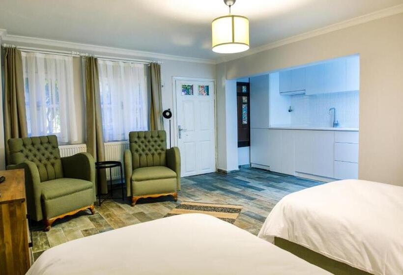 Номер Стандарт, Avlu Tophane