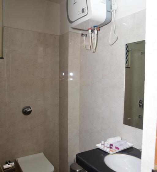 デラックスルーム, Girija Sunrise