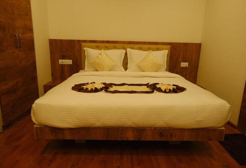 キングサイズベッドのデラックスルーム, Girija Sunrise