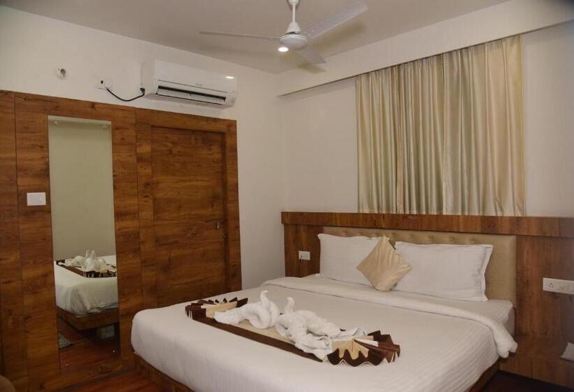 キングサイズベッドのデラックスルーム, Girija Sunrise