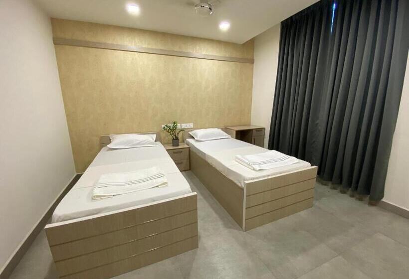 标准间, Karippals Inn