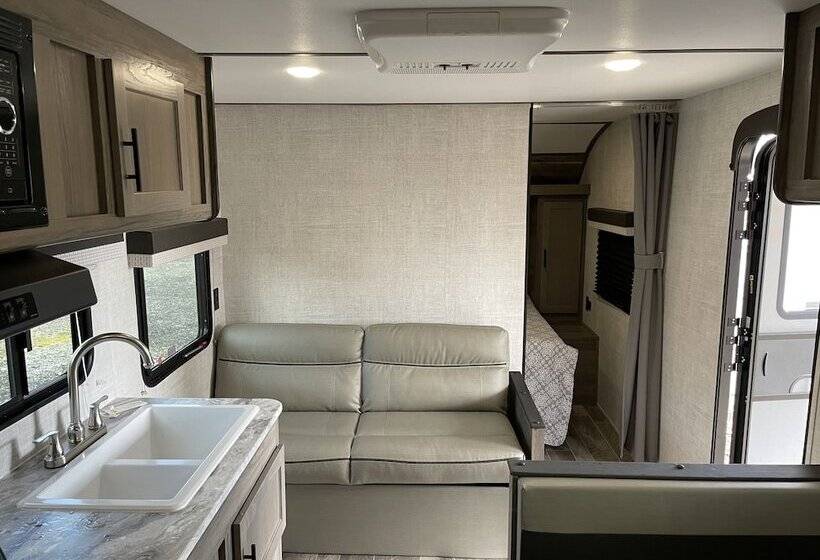 1ベッドルームハウス, Cadiz Motel