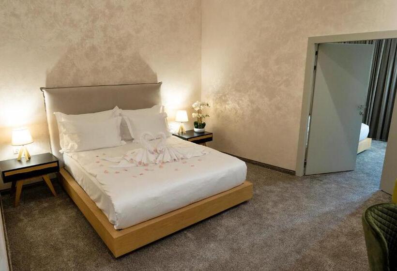 2ベッドルームアパートメント, City Petrich