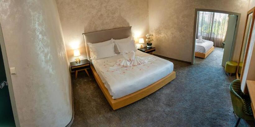 2ベッドルームアパートメント, City Petrich