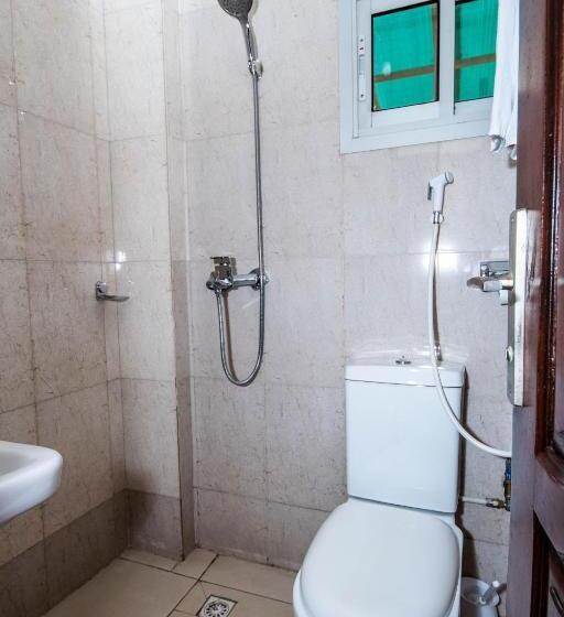 اتاق استاندارد یک نفره, Isis Hôtel