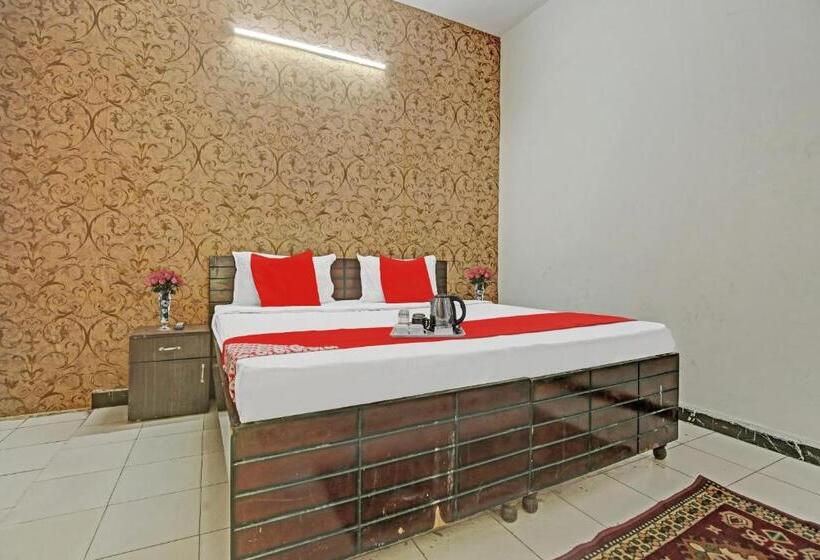 اتاق کلاسیک سه تخته, Oyo 82798 The Corner House