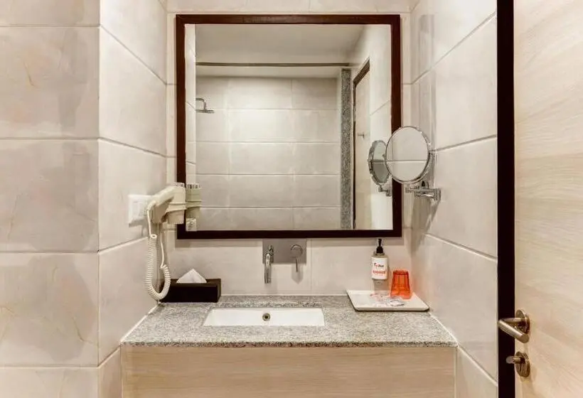 Deluxe-sviitti, Red Fox By Lemon Tree Hotels, Neelkanth