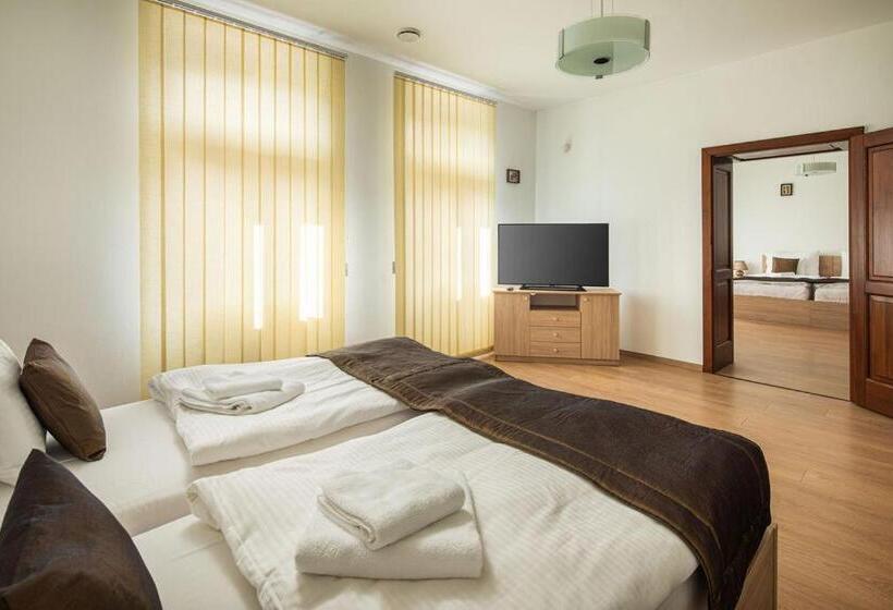 חדר סטנדרט, Furmint Ház