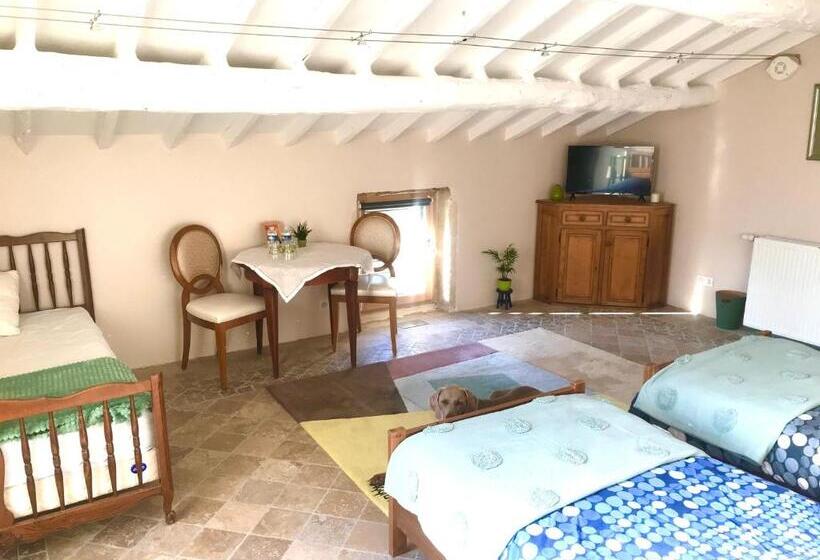 חדר סטנדרט, La Bergerie Des Amandiers Chambres Et Table D Hôtes