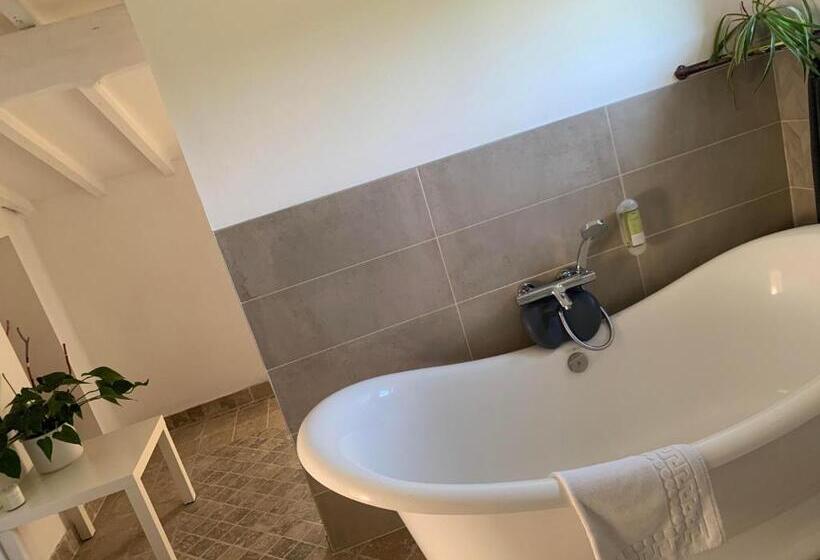 חדר סטנדרט, La Bergerie Des Amandiers Chambres Et Table D Hôtes