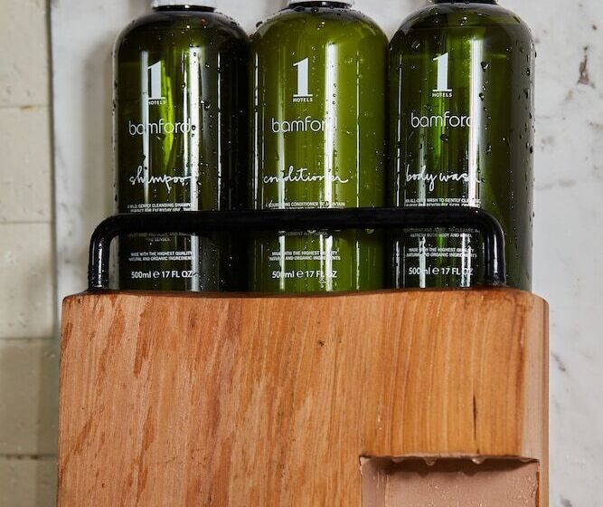 استودیوی استاندارد, 1 Hotel Nashville