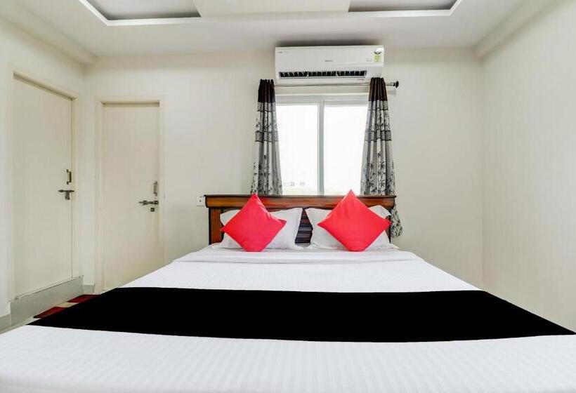 山の見えるジュニアスイート, Capital O Vrisha Inn