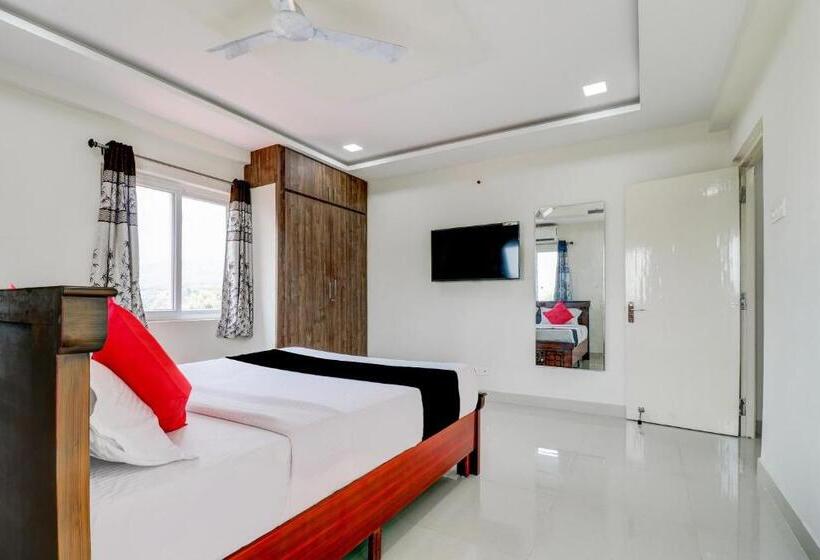 山の見えるジュニアスイート, Capital O Vrisha Inn