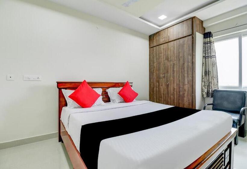 山の見えるジュニアスイート, Capital O Vrisha Inn