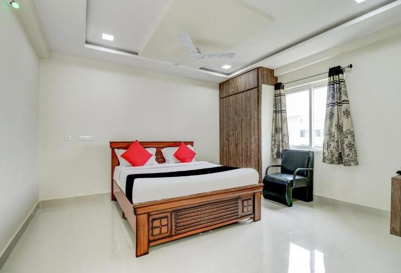 山の見えるジュニアスイート, Capital O Vrisha Inn