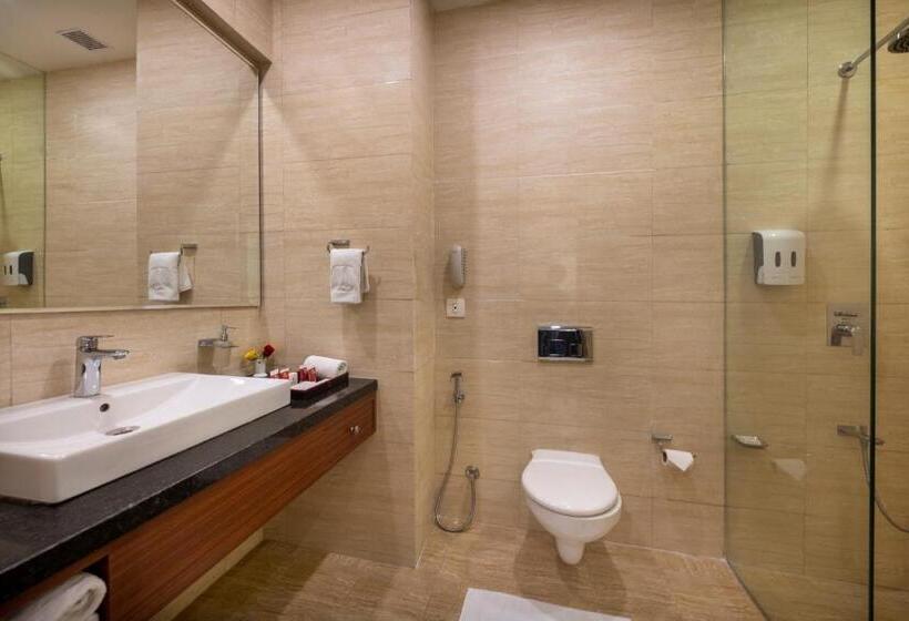 Quarto Deluxe, Lords Eco Inn Rajkot Shapar