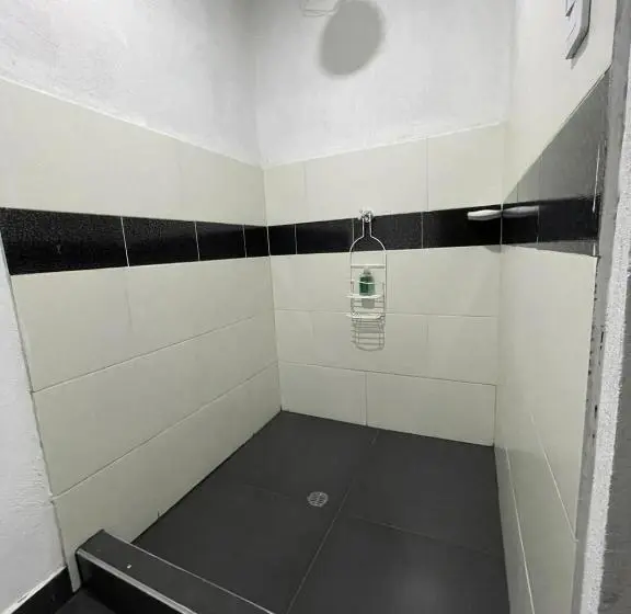 エコノミールーム, Cabaña Campestre Miraluna
