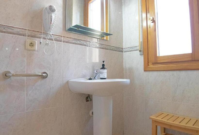 Номер Стандарт Адаптированный для Инвалидов, Hostal Casa Rural Rosa Nonna