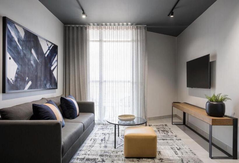 Апартаменты 3 Спальни, The Capital Mbombela