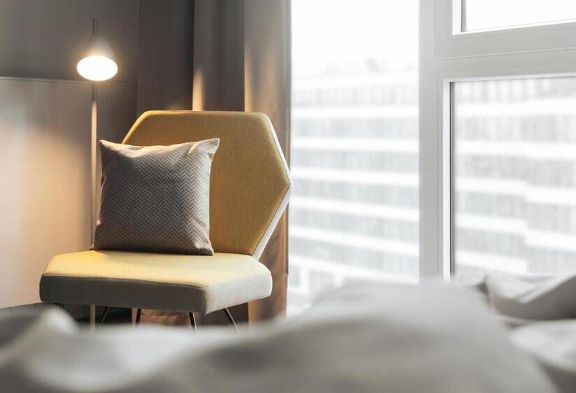 Escritório Estándar, Candlewood Suites Berlin Charlottenburg by IHG