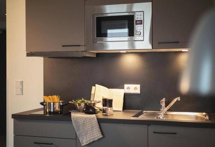 Escritório Deluxe, Candlewood Suites Berlin Charlottenburg by IHG