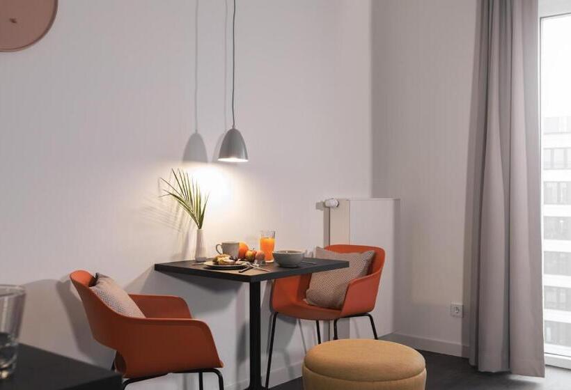 Escritório Deluxe, Candlewood Suites Berlin Charlottenburg by IHG