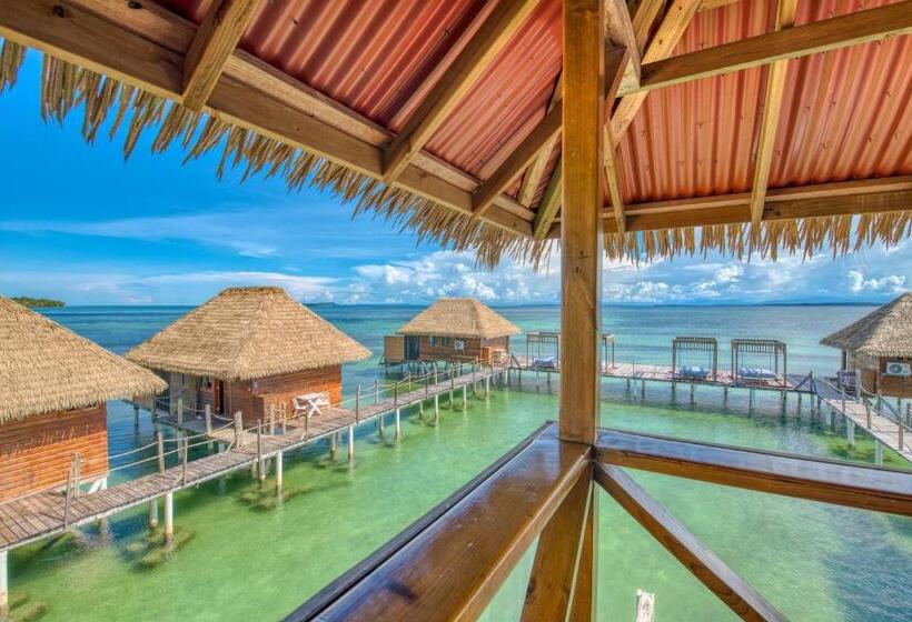 بنجلو قياسى غرفتين نوم, Azul Over The Water Resort