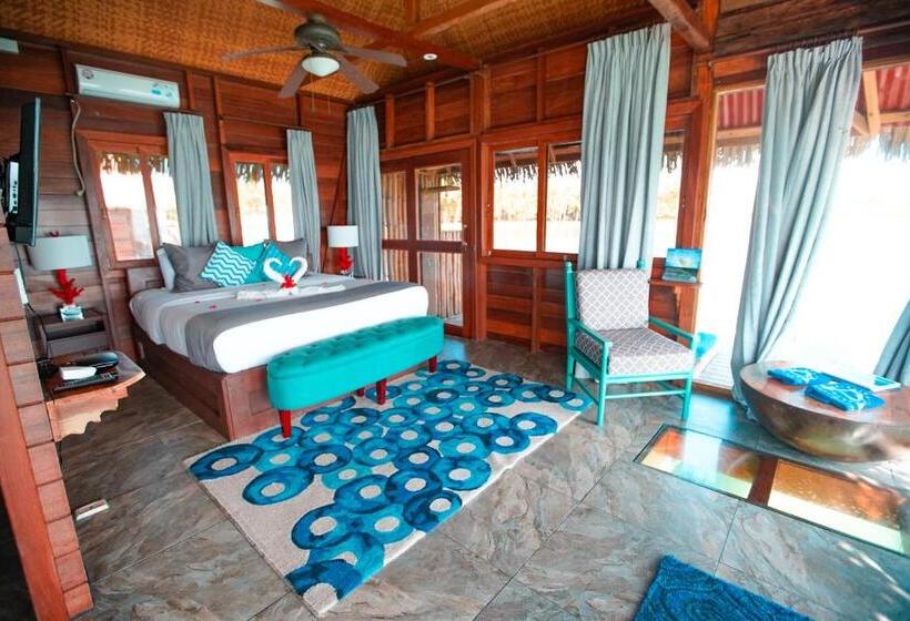 بانگلوی لوکس, Azul Over The Water Resort