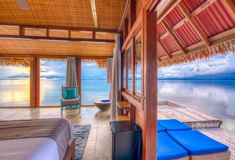 بنجلو ديلوكس, Azul Over The Water Resort