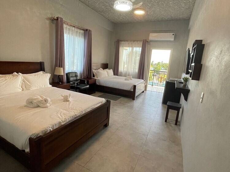 חדר סטנדרט עם מרפסת, Coral View Hotel & Resort