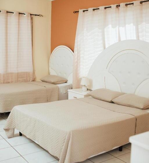 اتاق کلاسیک چهارنفره, Condesa