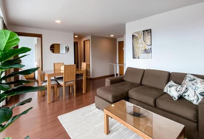 带按摩浴盆的套房, Affinity Aparta