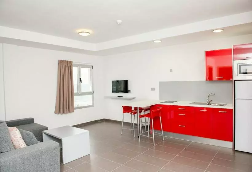 スーペリアスタジオ, Apartamentos El Palmar