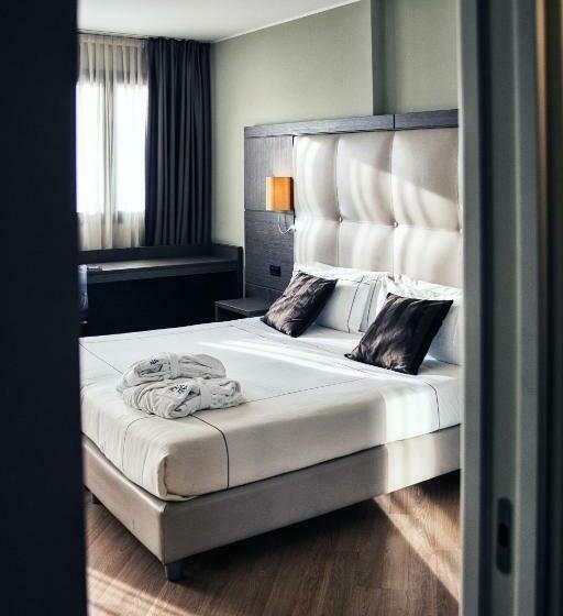 スタンダードルーム, Acca Palace Aa Hotels