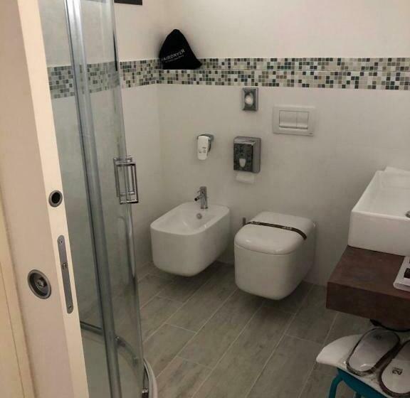 اتاق استاندارد, Acca Palace Aa Hotels