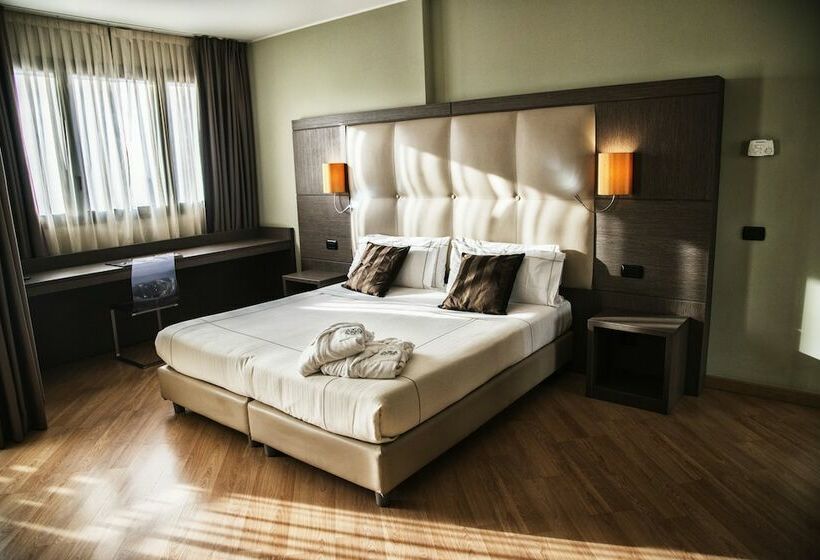 اتاق استاندارد, Acca Palace Aa Hotels