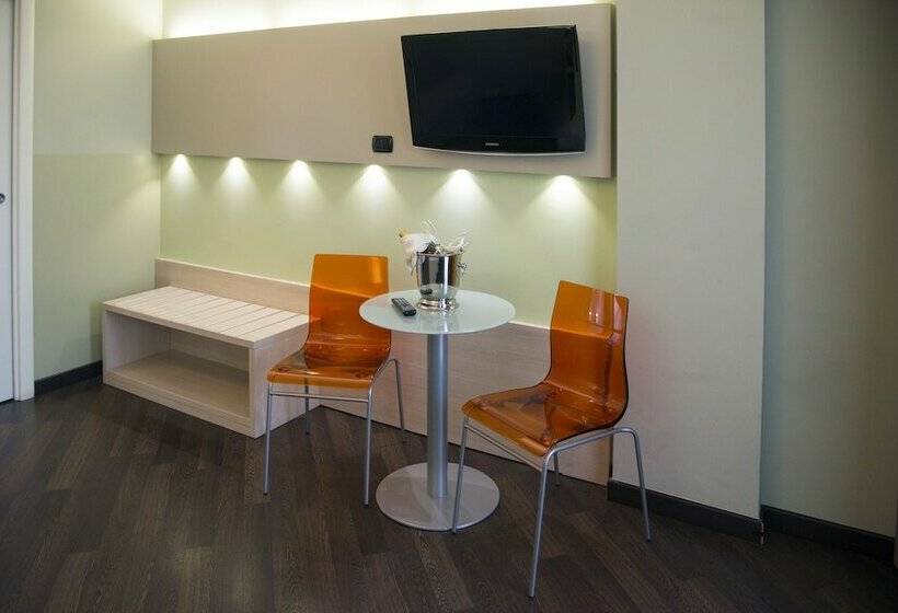 اتاق استاندارد, Acca Palace Aa Hotels