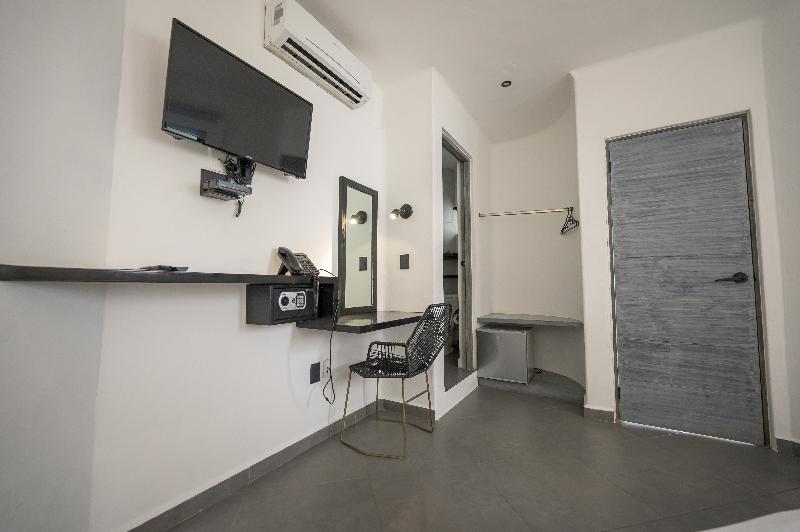 스탠다드 룸 킹사이즈 침대, Aruma