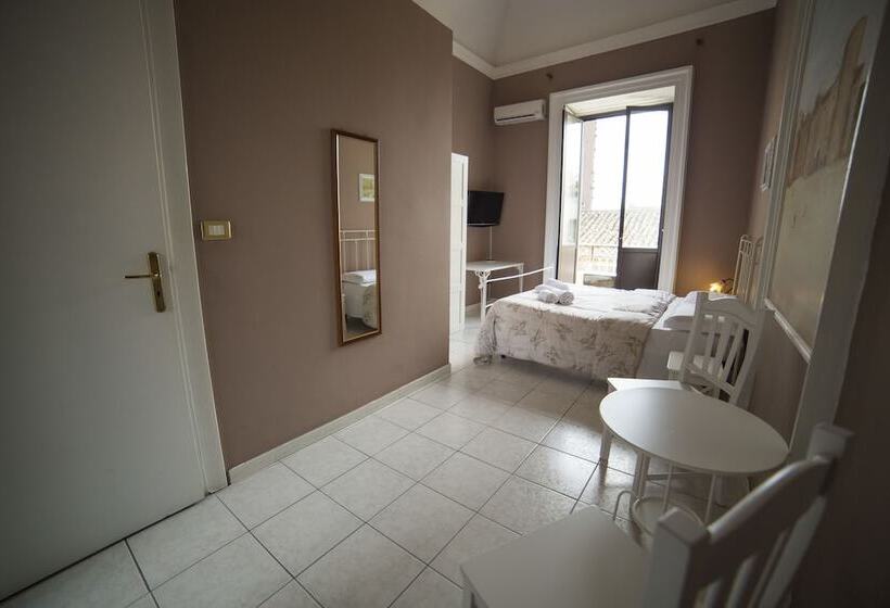 اتاق استاندارد, Biscari