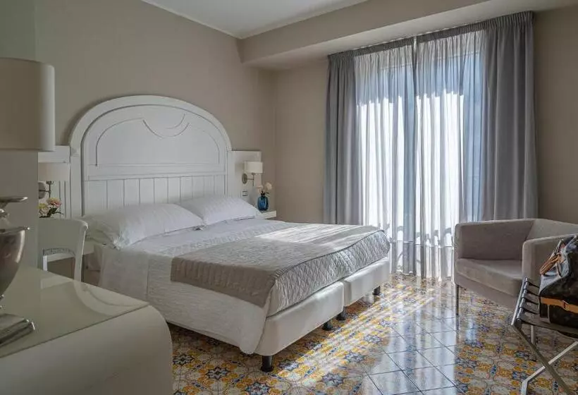 Standard-huone, Capri