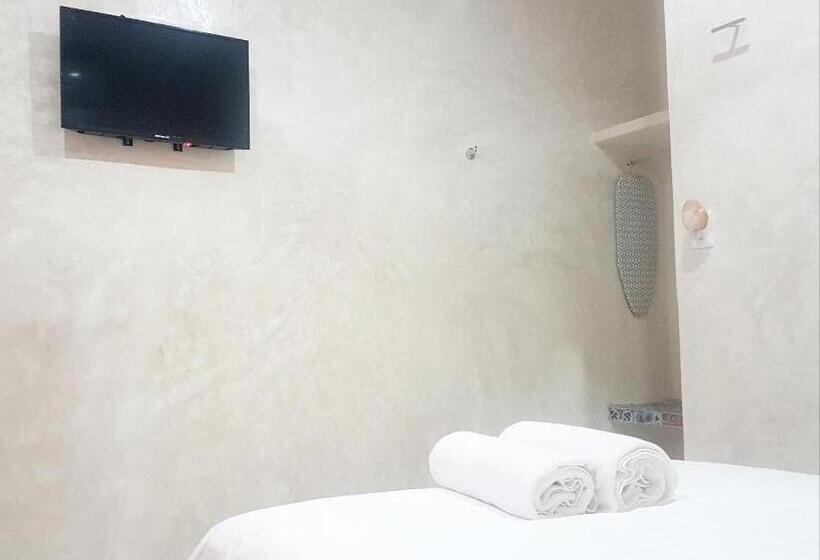 غرفة ديلوكس سرير كينج, Casa Chujuk By Spirit Group