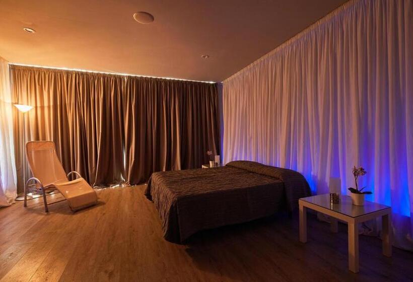 Люкс с гидромассажем, Castelmartini Wellness & Business