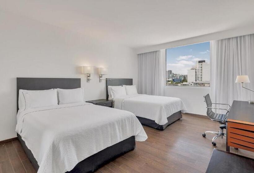 Номер Superior, Fiesta Inn Insurgentes Sur